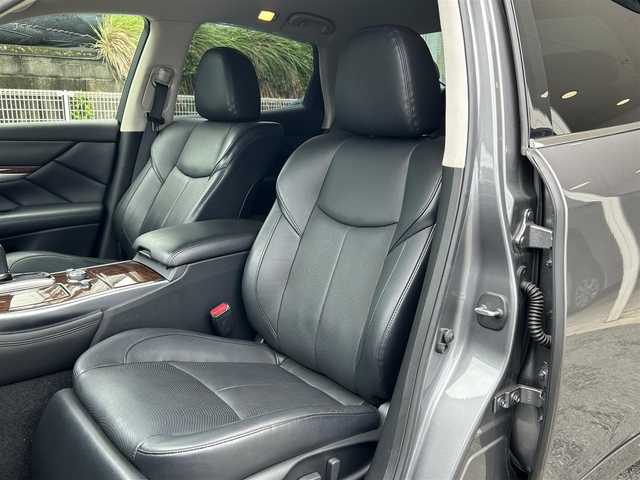日産 フーガ 370GT 愛知県 2015(平27)年 3.8万km ダークメタルグレー 純正HDDナビ/フルセグテレビ/バックカメラ/アラウンドビュー/ウィンカーミラー/クルーズコントロール/ドアバイザー/プッシュスタート/黒革シート/BSM/レザーステアリング