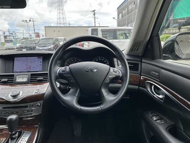 日産 フーガ 370GT 愛知県 2015(平27)年 3.8万km ダークメタルグレー 純正HDDナビ/フルセグテレビ/バックカメラ/アラウンドビュー/ウィンカーミラー/クルーズコントロール/ドアバイザー/プッシュスタート/黒革シート/BSM/レザーステアリング