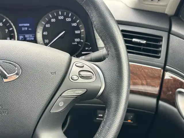 日産 フーガ 370GT 愛知県 2015(平27)年 3.8万km ダークメタルグレー 純正HDDナビ/フルセグテレビ/バックカメラ/アラウンドビュー/ウィンカーミラー/クルーズコントロール/ドアバイザー/プッシュスタート/黒革シート/BSM/レザーステアリング