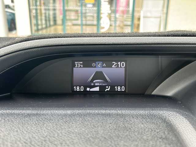 トヨタ ノア ハイブリッド Si ダブルバイビー 愛知県 2018(平30)年 4.8万km ブラッキッシュアゲハガラスフレーク 登録時走行距離47882km/ワンオーナー/純正7インチSDナビ/(Bluetooth/ワンセグTV/DVD/AUX)/バックカメラ/ドラレコ前後/トヨタセーフティー/プリクラッシュセーフティー/レーンディパーチャーアラート/先行車発進告知/オートマチックハイビーム/クルーズコントロール/両側パワスラ/後席サイドサンシェード/ドラレコモードスイッチ/ステアリングスイッチ/前席シートヒーター/2.1AUSBアクセサリー/プッシュスタート/スマートキー/(スペアキー×1)/取説/保証書