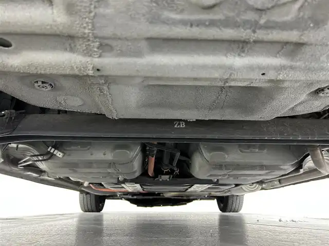 ホンダ フィット e:HEVホーム 佐賀県 2020(令2)年 2.6万km プレミアムサンライトホワイトパール 純正8インチナビ/CD/DVD/フルセグTV/Bluetooth/ホンダセンシング/衝突軽減ブレーキ/路外逸脱抑制システム/踏み間違い衝突軽減ブレーキ/クリアランスソナー/横滑り防止/追従付きクルーズコントロール/ハーフレザーシート/ＬＥＤライト/前方ドライブレコーダー/ビルトインETC/USB入力/電子パーキング/ブレーキホールド/三点エアバック/スマートキー/スペアキー/純正フロアマット/ドアバイザー
