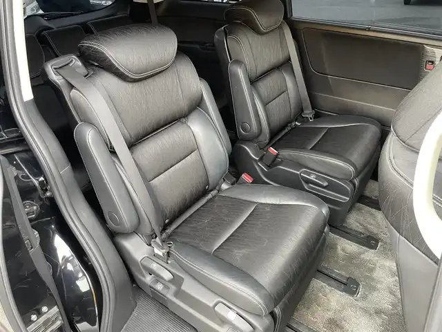 ホンダ オデッセイ アブソルート 佐賀県 2014(平26)年 12.8万km クリスタルブラックパール (株)IDOMが運営する【じしゃロン佐賀店】の自社ローン専用車両になります。こちらは現金またはオートローンご利用時の価格です。自社ローンご希望の方は別途その旨お申付け下さい/純正メモリナビ/フルセグテレビ/Bluetooth/バックカメラ/ビルトインETC/純正フリップダウンモニター/衝突軽減ブレーキ/アイドリングストップ/横滑り防止/クルーズコントロール/両側パワースライドドア/パドルシフト/２列目オットマン/前後ドライブレコーダー/オートライト/LEDヘッドライト/フォグライト/純正アルミホイール/純正フロアマット/スマートキー/プッシュスタート
