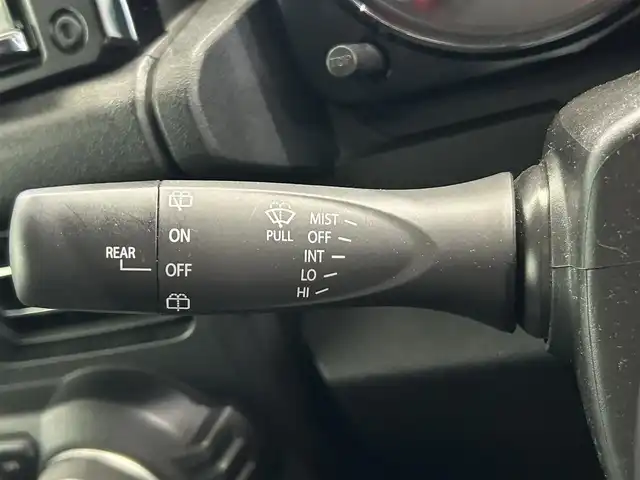 スズキ ジムニー XC 鹿児島県 2020(令2)年 3.1万km ブルーイッシュブラックパール3 純正8インチSDナビ/フルセグTV/BT/CD/DVD/MSV/AM/FM/スズキセーフティサポート/クルーズコントロール/前席シートヒーター/純正LEDヘッドライト/オートマチックハイビーム/オートライト/ステアリングリモコン/ヘッドライトウォッシャー/純正16インチアルミホイール/純正フロアマット/純正ドアバイザー/スマートキー