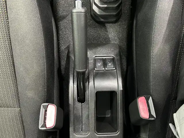 スズキ ジムニー XC 鹿児島県 2020(令2)年 3.1万km ブルーイッシュブラックパール3 純正8インチSDナビ/フルセグTV/BT/CD/DVD/MSV/AM/FM/スズキセーフティサポート/クルーズコントロール/前席シートヒーター/純正LEDヘッドライト/オートマチックハイビーム/オートライト/ステアリングリモコン/ヘッドライトウォッシャー/純正16インチアルミホイール/純正フロアマット/純正ドアバイザー/スマートキー