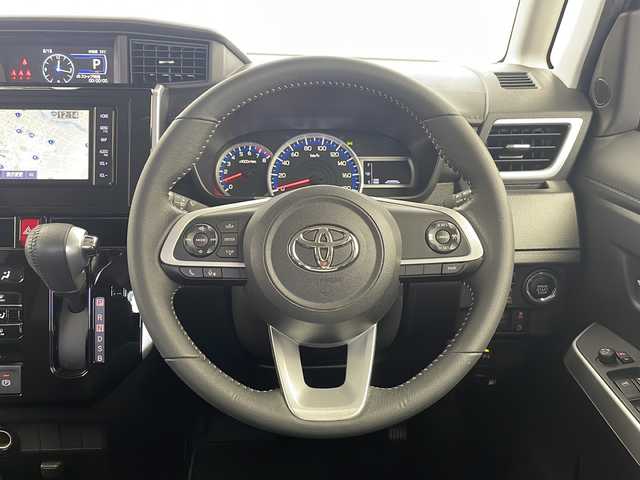 トヨタ ルーミー カスタムG 大分県 2022(令4)年 4.6万km クールバイオレットクリスタルシャイン 純正SDナビ/フルセグTV/DVD/Bluetooth/MSV/スマートアシスト/・衝突軽減ブレーキ/・コーナーセンサー/・レーダークルーズコントロール/・先行車発進お知らせ/・車線逸脱警報/両側電動スライドドア/バックカメラ/ビルトインETC/前後ドライブレコーダー/ステアリングリモコン/スマートキー×2/LEDヘッドライト/フォグランプ/電動パーキングブレーキ