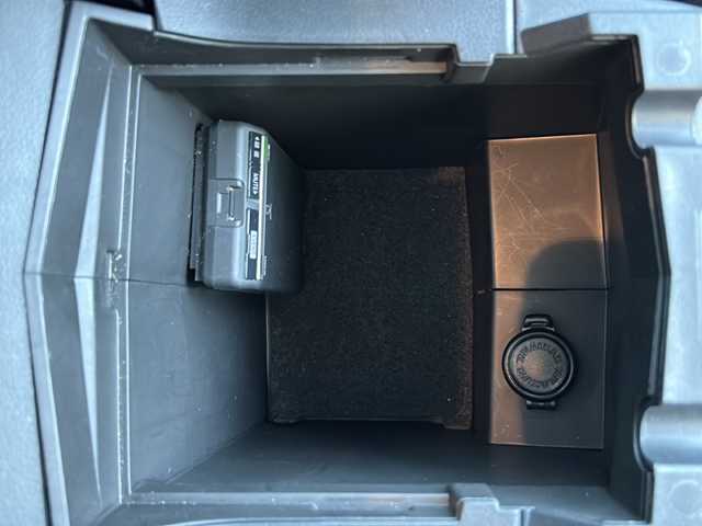 スバル フォレスター X－エディション 神奈川県 2020(令2)年 3.2万km クリスタルブラックシリカ ワンオーナー/純正ナビ(CD/DVD/SD/AUX/USB/BT/フルセグTV)/バック/フロント/サイドカメラ/衝突被害軽減ブレーキ/レーンキープアシスト/ブラインドスポットモニター/オートハイビーム/アイドリングストップ/レーダークルーズコントロール/パドルシフト/ハーフレザーシート/D/N席パワーシート(D席メモリー機能)/D/N席シートヒーター/ステアリングヒーター/パワーバックドア/ETC/前方ドライブレコーダー/ルーフレール/純正フロアマット/純正ドアバイザー/ISOFIX/スペアキー×1/保証書/取扱説明書