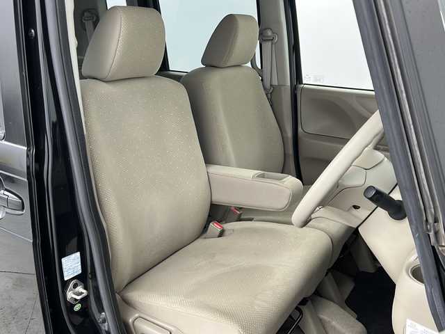 ホンダ Ｎ ＢＯＸ G Lパッケージ 宮城県 2013(平25)年 6万km クリスタルブラックパール 禁煙車/社外ナビ/・CD.DVD.SD.BT/フルセグTV/バックカメラ/片側パワースライドドア/ETC/横滑り防止装置/ECONスイッチ/ステアリングスイッチ/プッシュスタート/スマートキー2個/純正14インチアルミホイール/純正フロアマット