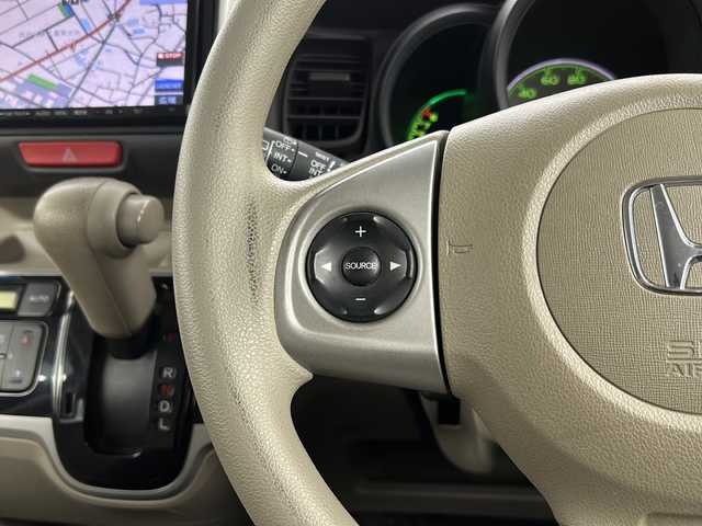 ホンダ Ｎ ＢＯＸ G Lパッケージ 宮城県 2013(平25)年 6万km クリスタルブラックパール 禁煙車/社外ナビ/・CD.DVD.SD.BT/フルセグTV/バックカメラ/片側パワースライドドア/ETC/横滑り防止装置/ECONスイッチ/ステアリングスイッチ/プッシュスタート/スマートキー2個/純正14インチアルミホイール/純正フロアマット