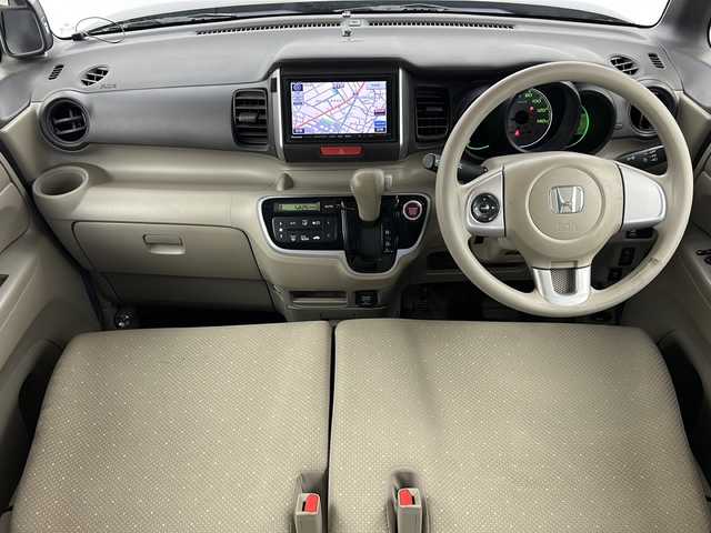 ホンダ Ｎ ＢＯＸ G Lパッケージ 宮城県 2013(平25)年 6万km クリスタルブラックパール 禁煙車/社外ナビ/・CD.DVD.SD.BT/フルセグTV/バックカメラ/片側パワースライドドア/ETC/横滑り防止装置/ECONスイッチ/ステアリングスイッチ/プッシュスタート/スマートキー2個/純正14インチアルミホイール/純正フロアマット