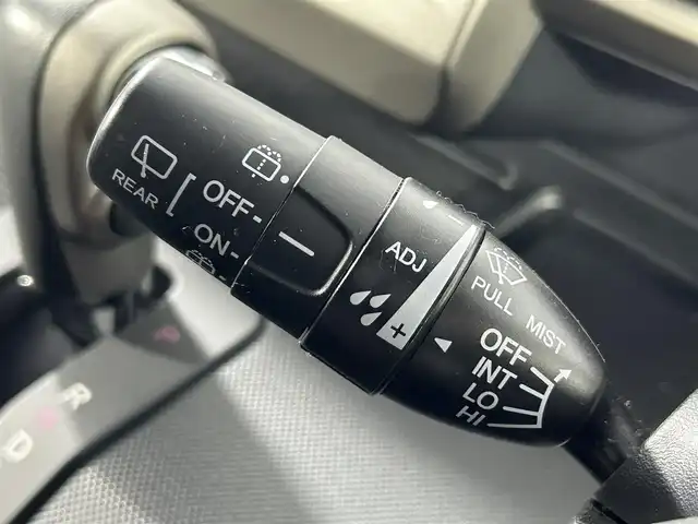 ホンダ フリード スパイク ハイブリット プレミアムエディション 佐賀県 2016(平28)年 1万km グラマラスモーブP 純正７インチナビ【VXM-165VFi】/（フルセグTV/BT/CD/SD）/純正フリップダウンモニター/バックカメラ/両側パワースライドドア/ビルトインETC/クルーズコントロール/運転席パワーシート/オートライト/横滑り防止装置/純正フロアマット