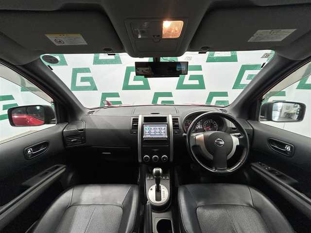 日産 エクストレイル 20Xt 鹿児島県 2011(平23)年 10.3万km バーニングレッド 禁煙車/純正ナビ/(Bluetooth/CD/ワンセグTV/ipod)/ハイパールーフレール/ミラー型レーダー探知機/ALLMODE 4×4i/フェンダーミラー/電動格納ミラー/ドアバイザー/ETC