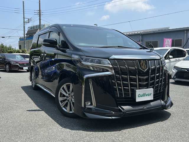 トヨタ アルファード S タイプゴールド 埼玉県 2020(令2)年 9.2万km ブラック ワンオーナー/メモリナビ/フルセグテレビ/バックカメラ/フリップダウンモニター/TRDエアロ（Fスポイラー/Rアンダースポイラー）/全車速追従機能付クルーズコントロール/レーンアシスト/クリアランスソナー/ヒルスタートアシスト/本革巻きステアリング/プッシュスタート/両側パワースライドドア/イージークローザー/ETC/DVDナビ/運転席エアバッグ/助手席エアバッグ/サイドエアバッグ/ＡＢＳ（アンチロックブレーキ）/サイドインパクトバー/ブレーキアシスト/衝突安全ボディ/EBD/横滑り防止装置/衝突防止装置/車間距離制御システム/盗難防止装置/エアコン：デュアルエアコン/テアリングホイールテレスコピック機構/ステアリングホイールチルト/アルミホイール/ＵＶカットガラス/プライバシーガラス/空気清浄機/前席左右独立温度調整式エアコン/後席左右独立温度調整式エアコン