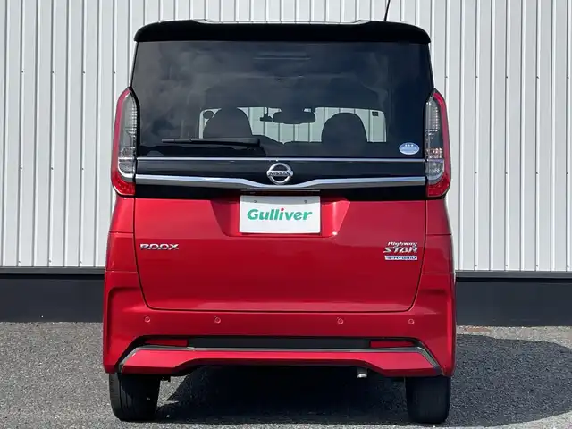 日産 ルークス ハイウェイスター Gターボ 千葉県 2021(令3)年 2.8万km スパークリングレッド/ブラック 純正7インチナビ/（CD/DVD/フルセグ/BT/FM/AM)/バックカメラ/衝突被害軽減システム/車線逸脱警報/ハンズフリースライドドア/横滑り防止装置/ETC/ドライブレコーダー/アイドリングストップ/LEDヘッドライト/フォグランプ/オートライト/ウィンカーミラー/電動格納ミラー/純正15インチAW/禁煙車/プッシュスタート/スマートキー/フロアマット/ドアバイザー/スペアキー/取扱説明書/保証書