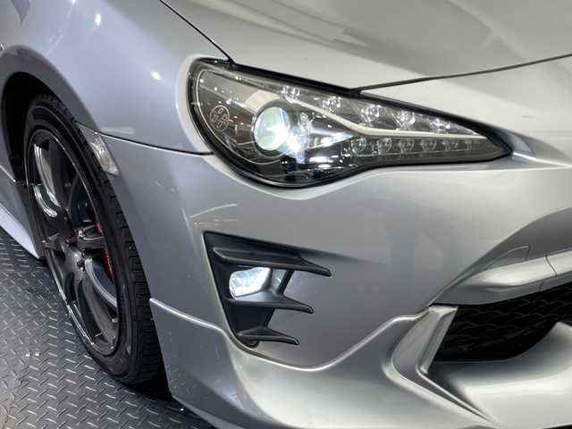トヨタ ８６ GT リミテッド ブラックPKG 愛媛県 2020(令2)年 4.2万km アイスシルバーメタリック 純正ナビ/フルセグ／Ｂｌｕｅｔｏｏｔｈ/バックカメラ/衝突軽減ブレーキ/ＥＴＣ/レーダークルーズコントロール/ＤＮ席シートヒーター/ハーフレザーシート/ＴＲＤエアロ/ＬＥＤヘッドライト
