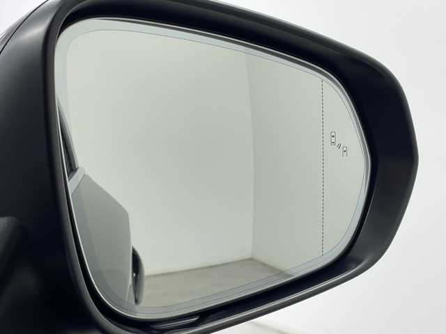 レクサス ＮＸ 300h Iパッケージ 三重県 2015(平27)年 7.8万km ブラック /禁煙車//純正ナビ/　AM/FM/CD/DVD/BT/フルセグ/AUX/USB//前席シートヒーター//ヘッドアップディスプレイ//パドルシフト//レーダークルーズコントロール//パワーバックドア//LEDオートライト//オートマチックハイビーム//ブラインドスポットモニター//ステアリングヒーター//電動パーキング//革巻ステアリング//メモリ付きパワーシート//ビルトインETC//茶皮シート