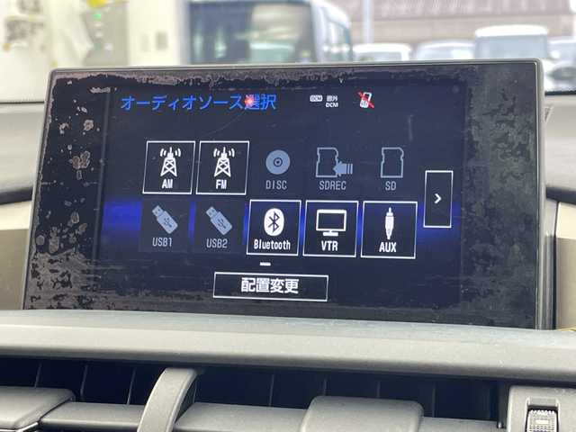 レクサス ＮＸ 300h Iパッケージ 三重県 2015(平27)年 7.8万km ブラック /禁煙車//純正ナビ/　AM/FM/CD/DVD/BT/フルセグ/AUX/USB//前席シートヒーター//ヘッドアップディスプレイ//パドルシフト//レーダークルーズコントロール//パワーバックドア//LEDオートライト//オートマチックハイビーム//ブラインドスポットモニター//ステアリングヒーター//電動パーキング//革巻ステアリング//メモリ付きパワーシート//ビルトインETC//茶皮シート