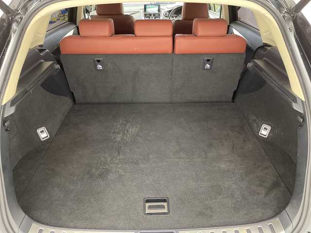 レクサス ＮＸ 300h Iパッケージ 三重県 2015(平27)年 7.8万km ブラック /禁煙車//純正ナビ/　AM/FM/CD/DVD/BT/フルセグ/AUX/USB//前席シートヒーター//ヘッドアップディスプレイ//パドルシフト//レーダークルーズコントロール//パワーバックドア//LEDオートライト//オートマチックハイビーム//ブラインドスポットモニター//ステアリングヒーター//電動パーキング//革巻ステアリング//メモリ付きパワーシート//ビルトインETC//茶皮シート