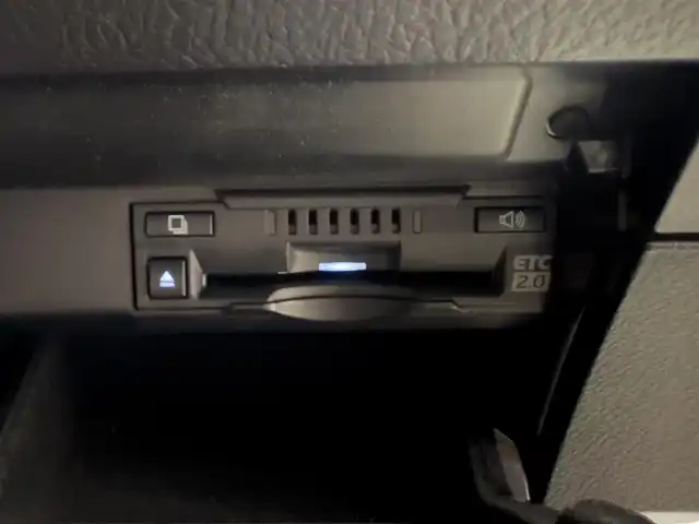 レクサス ＲＸ 450h バージョンL 宮城県 2021(令3)年 4.8万km ソニッククォーツ /サンルーフ//後期型//純正12.3インチナビ//マークレビンソンプレミアムサラウンドサウンドシステム//純正20インチアルミホイール//Lexus Safety System//プリクラッシュセーフティ//レーントレーシングアシスト//オートマチックハイビーム//レーダークルーズコントロール//ロードサインアシスト//先行車発進告知機能//パーキングサポートブレーキ//三眼フルLEDヘッドランプ//カラーヘッドアップディスプレイ//ステアリングヒーター//セミアニリン本革シート//パワーバックドア//パノラミックビューモニター//ETC２．０//全席シートヒーター