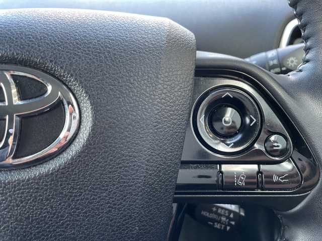 トヨタ プリウス Sツーリングセレクション 福岡県 2019(令1)年 7.1万km ホワイトパールクリスタルシャイン 純正９型メモリナビ/Bluetooth/CD/DVD/フルセグＴＶ/バックモニター/モデリスタエアロ/前後ドライブレコーダー/ビルトインＥＴＣ/前席シートヒーター/レーダークルーズコントロール/コーナーセンサー/スマートキー/スペアキー有/プッシュスタート