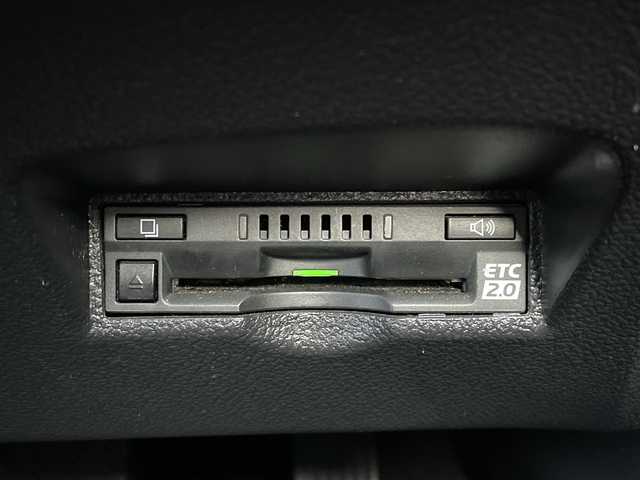 トヨタ プリウス Sツーリングセレクション 福岡県 2019(令1)年 7.1万km ホワイトパールクリスタルシャイン 純正９型メモリナビ/Bluetooth/CD/DVD/フルセグＴＶ/バックモニター/モデリスタエアロ/前後ドライブレコーダー/ビルトインＥＴＣ/前席シートヒーター/レーダークルーズコントロール/コーナーセンサー/スマートキー/スペアキー有/プッシュスタート