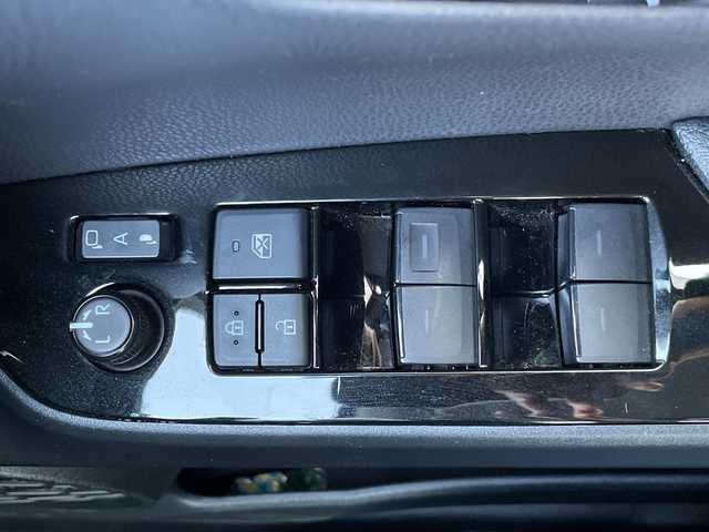 トヨタ プリウス Sツーリングセレクション 福岡県 2019(令1)年 7.1万km ホワイトパールクリスタルシャイン 純正９型メモリナビ/Bluetooth/CD/DVD/フルセグＴＶ/バックモニター/モデリスタエアロ/前後ドライブレコーダー/ビルトインＥＴＣ/前席シートヒーター/レーダークルーズコントロール/コーナーセンサー/スマートキー/スペアキー有/プッシュスタート