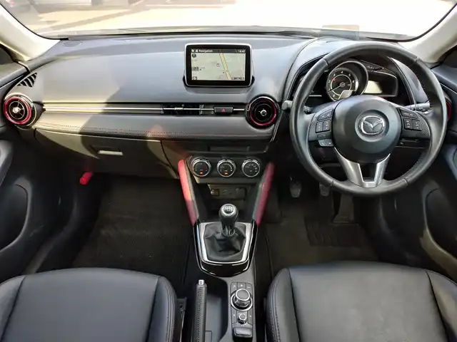 マツダ ＣＸ－３ XD ツーリング 新潟県 2015(平27)年 9.2万km セラミックM (株)IDOMが運営する【じしゃロン新潟店】の自社ローン専用車両になります。/こちらは現金またはオートローンご利用時の価格です。自社ローンご希望の方は別途その旨お申付け下さい/純正SDナビ/Bluetooth接続可能/USB/AUX接続可能/バックカメラ/ETC/プッシュスタート/クルーズコントロール/ハーフレザーシート/アクティブドライビングディスプレイ/ブラインドスポットモニタリング/スマートシティーブレーキ/スマートキー/スペアキー×１/取扱説明書