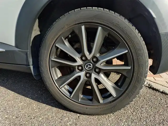 マツダ ＣＸ－３ XD ツーリング 新潟県 2015(平27)年 9.2万km セラミックM (株)IDOMが運営する【じしゃロン新潟店】の自社ローン専用車両になります。/こちらは現金またはオートローンご利用時の価格です。自社ローンご希望の方は別途その旨お申付け下さい/純正SDナビ/Bluetooth接続可能/USB/AUX接続可能/バックカメラ/ETC/プッシュスタート/クルーズコントロール/ハーフレザーシート/アクティブドライビングディスプレイ/ブラインドスポットモニタリング/スマートシティーブレーキ/スマートキー/スペアキー×１/取扱説明書