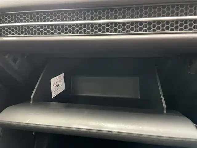 ホンダ ＺＲ－Ｖ ハイブリッド e:HEV Z 鹿児島県 2024(令6)年 1.4万km プレミアムクリスタルブルークリスタル 禁煙車/純正ナビ/(Ｂｌｕｅｔｏｏｔｈ/フルセグTV)/ホンダセンシング/　・衝突軽減ブレーキ（CMBS）/　・誤発進抑制機能/　・後方誤発進抑制機能/　・近距離衝突軽減ブレーキ/　・歩行者事故低減ステアリング/　・路外逸脱抑制機能/　・渋滞追従機能付アダプティブクルーズコントロール（ACC）/　・車線維持支援システム（LKAS）/　・トラフィックジャムアシスト（渋滞運転支援機能）/　・先行車発進お知らせ機能/　・標識認識機能/　・アダプティブドライビングビーム/　・ブラインドスポットインフォメーション/　・パーキングセンサーシステム/置くだけ充電/前席シートヒーター/BOSEプレミアムサウンドシステム/ステアリングヒーター/パワーテールゲート/ETC