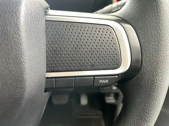 ダイハツ タント ファンクロス 鹿児島県 2023(令5)年 2.7万km レーザーブルークリスタルシャイン 純正ディスプレイオーディオ/　・Bluetooth/　・AppleCarPlay/　・AndroidAuto/　・ワンセグTV/　・USB/スマートアシスト/　・車線逸脱警報/　・ふらつき警報/　・先行車発進お知らせ機能/　・衝突警報機能/パーキングセンサー/アラウンドビューカメラ/両側パワースライドドア/シートヒーター/純正フロアマット/純正アルミホイール/LEDヘッドライト/オートマチックハイビーム/フロントフォグランプ