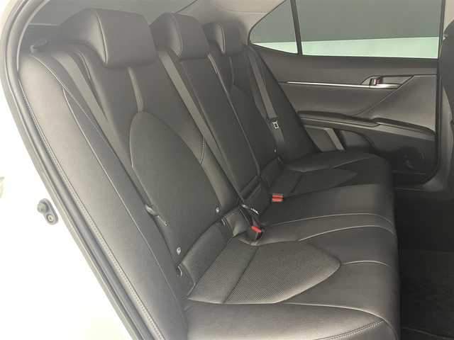 トヨタ カムリ G レザーパッケージ 愛知県 2021(令3)年 1.6万km プラチナホワイトパールマイカ メーカーナビ　純正９イ型DA　全方位カメラ　フルセグTV　パノラマムーンルーフ　モデリスタ　BSM　HUD　JBLサウンド　黒革シート　追従クルコン　ETC2.0　LEDオートライト　フォグ　衝突軽減　車線逸脱　禁煙車