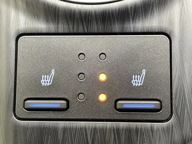 トヨタ カムリ G レザーパッケージ 愛知県 2021(令3)年 1.6万km プラチナホワイトパールマイカ メーカーナビ　純正９イ型DA　全方位カメラ　フルセグTV　パノラマムーンルーフ　モデリスタ　BSM　HUD　JBLサウンド　黒革シート　追従クルコン　ETC2.0　LEDオートライト　フォグ　衝突軽減　車線逸脱　禁煙車