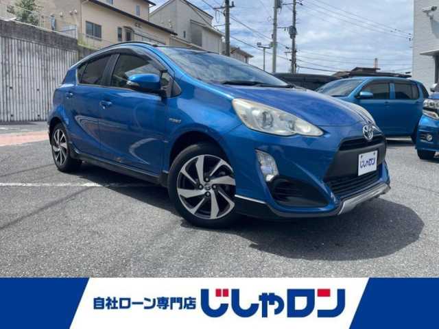 トヨタ アクア X－URBAN 福岡県 2015(平27)年 7万km コバルトブルーメタリック (株)IDOMが運営する【じしゃロン八幡西店】の自社ローン専用車両になります。こちらは現金またはオートローンご利用時の価格です。自社ローンご希望の方は別途その旨お申付け下さい/純正ナビ　NSZN-W64T/TV/CD/DVD/BT/バックカメラ/衝突軽減ブレーキ/ルーフレール/ハーフレザーシート/ETC