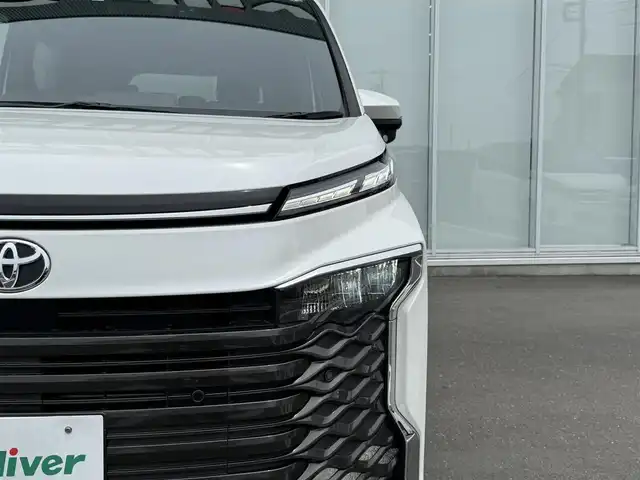 トヨタ ヴォクシー S－Z 神奈川県 2023(令5)年 4.1万km ホワイトパールクリスタルシャイン 純正ディスプレイオーディオナビ　/フルセグ　/ＥＴＣ２．０　/ステマリングヒーター　/前後ドラレコ　/電動リアゲート/シートヒーター　/ドアバイザー　/パワーバックドア　/後席モニター　/オットマン/HDMI　/カーテンエアバッグ/LEDヘッドライト/ABS/横滑り防止装置/コーナーセンサー/レーンキープアシスト/オートマチックハイビーム