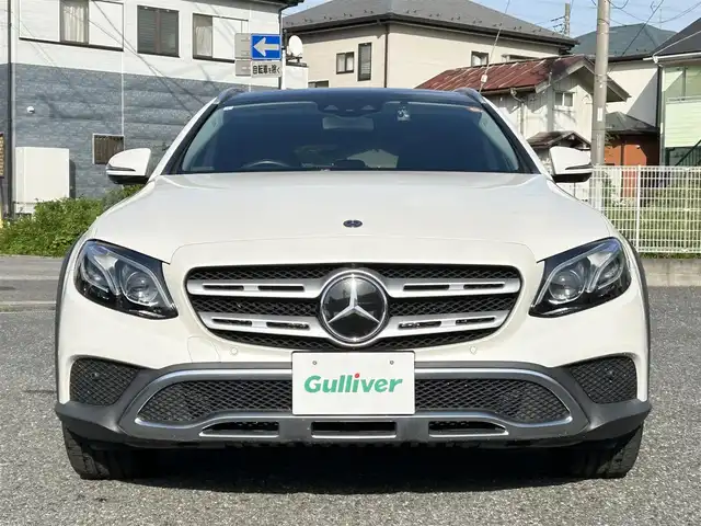 メルセデス・ベンツ Ｅ２２０ｄ ｵｰﾙﾃﾚｲﾝ 4マチック オールテレイン 長野県 2018(平30)年 3.8万km ダイヤモンドホワイト ・ディーラー点検R1:2:3:4:6:7年/・R7年4月20日/12か月点検＆Rブレーキパット＆ローター交換済）　/・エクスクルーシブパッケージ　/・レーダーセーフティーパッケージ　/・大型サンルーフ　/・純正ナビTV　(TVキャンセラー付き）/・ブルメスターサウンド/・360°カメラ　（アラウンドビューモニター）/・前後ドライブレコーダー/・ETC２．０/・社外レーダー/・ヘットアップディスプレイ/・ブラインドスポットモニター/・アクティブぶれーアシスト/・アテンションアシスト/・クルーズコントロール/・コーナーセンサー/・アイドリングストップ/・黒皮シート/・シートヒーター/・エアーシート/・パワーシート/・パワーバックドア/・ルーフレール/・純正19インチアルミ/・スマートキー×２/・プッシュスタート/・保証書/・取説