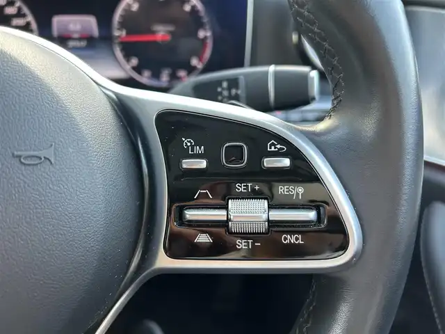 メルセデス・ベンツ Ｅ２２０ｄ ｵｰﾙﾃﾚｲﾝ 4マチック オールテレイン 長野県 2018(平30)年 3.8万km ダイヤモンドホワイト ・ディーラー点検R1:2:3:4:6:7年/・R7年4月20日/12か月点検＆Rブレーキパット＆ローター交換済）　/・エクスクルーシブパッケージ　/・レーダーセーフティーパッケージ　/・大型サンルーフ　/・純正ナビTV　(TVキャンセラー付き）/・ブルメスターサウンド/・360°カメラ　（アラウンドビューモニター）/・前後ドライブレコーダー/・ETC２．０/・社外レーダー/・ヘットアップディスプレイ/・ブラインドスポットモニター/・アクティブぶれーアシスト/・アテンションアシスト/・クルーズコントロール/・コーナーセンサー/・アイドリングストップ/・黒皮シート/・シートヒーター/・エアーシート/・パワーシート/・パワーバックドア/・ルーフレール/・純正19インチアルミ/・スマートキー×２/・プッシュスタート/・保証書/・取説