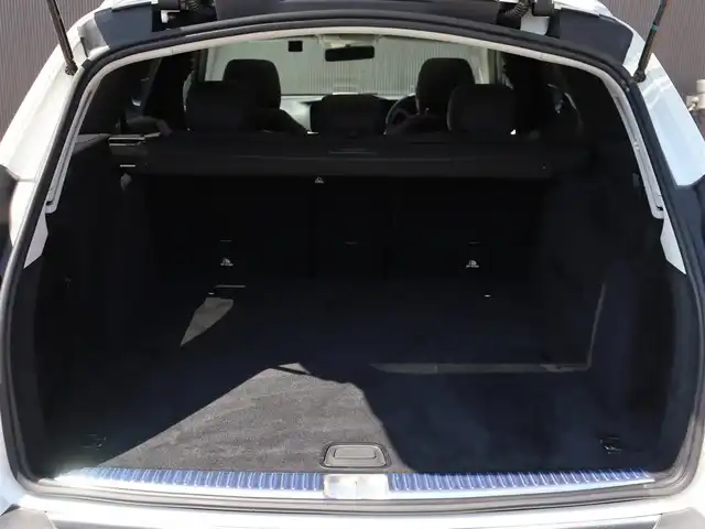 メルセデス・ベンツ Ｅ２２０ｄ ｵｰﾙﾃﾚｲﾝ 4マチック オールテレイン 長野県 2018(平30)年 3.8万km ダイヤモンドホワイト レーダーセーフティＰＫＧ/レザーＥＸＣＰＫＧ　/黒革シート　/パノラミックスライディングルーフ　/Ｂｒｕｍｅｓｔｅｒサウンド　/３６０°ビュー　/ＨＵＤ　/シートヒーター/シートクーラー　/ベンチレーション　/アンビエントライト/パワーシート（D席/N席）/ACC/車用シートカバー付き