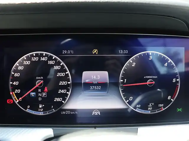 メルセデス・ベンツ Ｅ２２０ｄ ｵｰﾙﾃﾚｲﾝ 4マチック オールテレイン 長野県 2018(平30)年 3.8万km ダイヤモンドホワイト レーダーセーフティＰＫＧ/レザーＥＸＣＰＫＧ　/黒革シート　/パノラミックスライディングルーフ　/Ｂｒｕｍｅｓｔｅｒサウンド　/３６０°ビュー　/ＨＵＤ　/シートヒーター/シートクーラー　/ベンチレーション　/アンビエントライト/パワーシート（D席/N席）/ACC/車用シートカバー付き