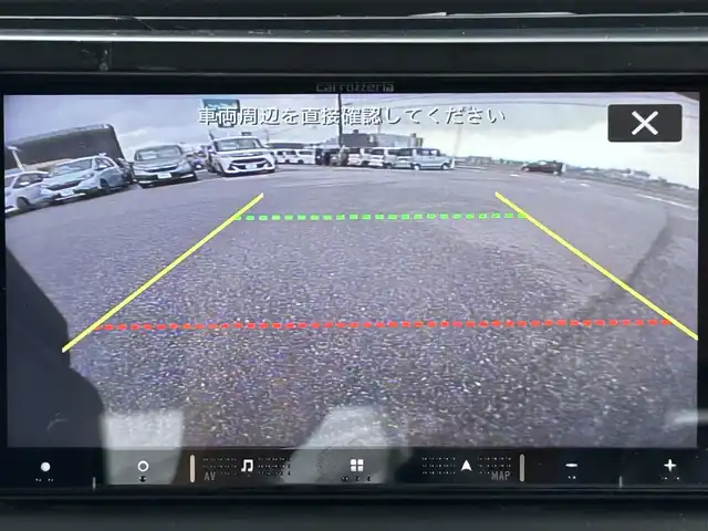 スズキ ジムニー シエラ JC 兵庫県 2023(令5)年 2万km ピュアホワイトP 純正ナビ/バックカメラ/ETC/オートライト/LEDヘッドライト/フォグランプ/シートヒーター/電動格納ミラー/フルセグTV/BT接続/クルコン/純正フロアマット/純正アルミホイール/スイッチスタート