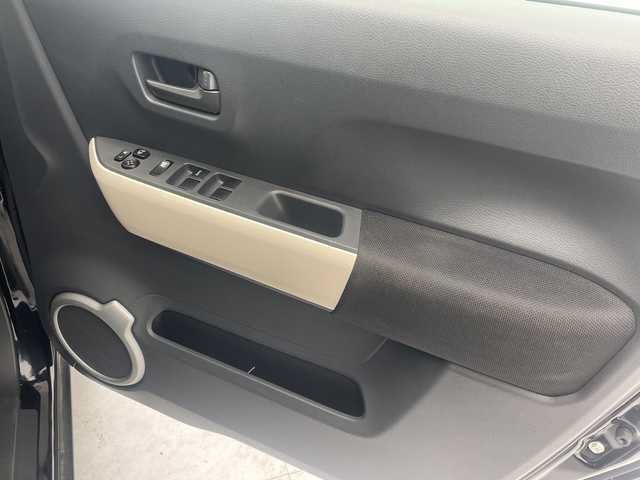 スズキ ハスラー J ターボ 沖縄県 2019(令1)年 6.9万km ブルーイッシュブラックパール3 パナソニックナビ【CN-RZ746W】/（フルセグＴＶ　ＣＤ　ＤＶＤ　ＢＬＵＥＴＯＯＴＨ)　/クルーズコントロール　/ＥＴＣ　/社外ルーフキャリア　/レーダー探知機　/シートヒーター　/純正フロアマット　/オートエアコン　/オートライト　/スマートキー/スペアキー