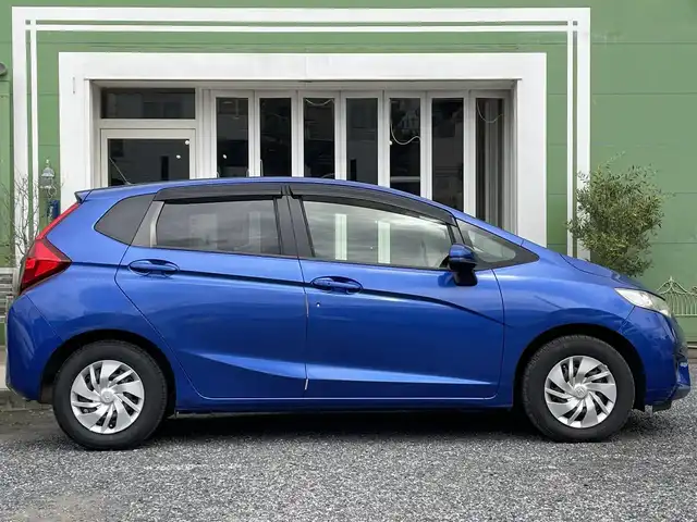 ホンダ フィット 13G Lパッケージ 埼玉県 2014(平26)年 3.4万km ブリリアントスポーティブルーメタリック2トーン 外部検査実施済み/純正メモリナビ【VXM-145C】/バックカメラ/ETC/前後ドライブレコーダー/LEDヘッドライト/オートライト/フォグライト/プッシュスタート/スマートキー/スペアキ/アームレストコンソール/あんしんパッケージ/・シティブレーキアクティブシステム/・SRSエアバック（サイド/カーテン）/・グラブレールー/横滑り防止機能/ハーフシェイド・フロントウィンドウ/LEDドアミラーウィンカー