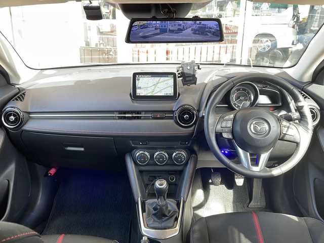 マツダ デミオ XD ツーリング 静岡県 2016(平28)年 9.1万km メテオグレーマイカ 純正ナビ/（Bluetooth／USB）/バックカメラ/デジタルインナーミラー/ヘッドアップディスプレイ/スマートシティブレーキサポート/ビルトインETC/前後ドライブレコーダー/レーダークルーズコントロール/衝突軽減ブレーキ/前席シートヒーター/アイドリングストップ/LEDヘッドライト/オートライト/プッシュスタート/スマートキー