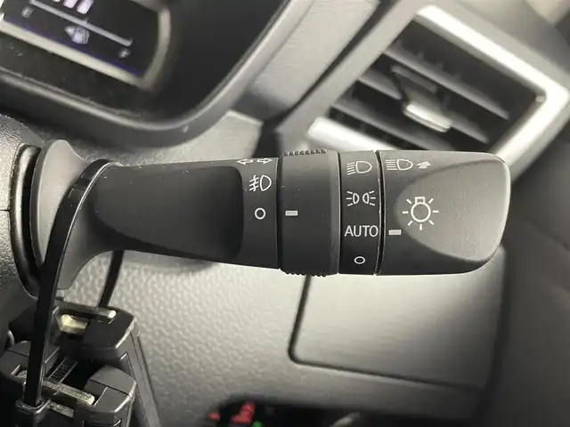 トヨタ ルーミー カスタムG 茨城県 2020(令2)年 5.2万km パールホワイトⅢ モデリスタエアロ　/純正ナビ　/バックカメラ　/ビルトインＥＴＣ　/ドライブレコーダー　/クルーズコントロール　/両側パワースライドドア　/純正アルミホイール　/オートライト　/スマートキー　/ＬＥＤヘッドライト　/地デジ