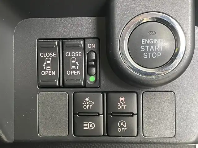 トヨタ ルーミー カスタムG 茨城県 2020(令2)年 5.2万km パールホワイトⅢ モデリスタエアロ　/純正ナビ　/バックカメラ　/ビルトインＥＴＣ　/ドライブレコーダー　/クルーズコントロール　/両側パワースライドドア　/純正アルミホイール　/オートライト　/スマートキー　/ＬＥＤヘッドライト　/地デジ