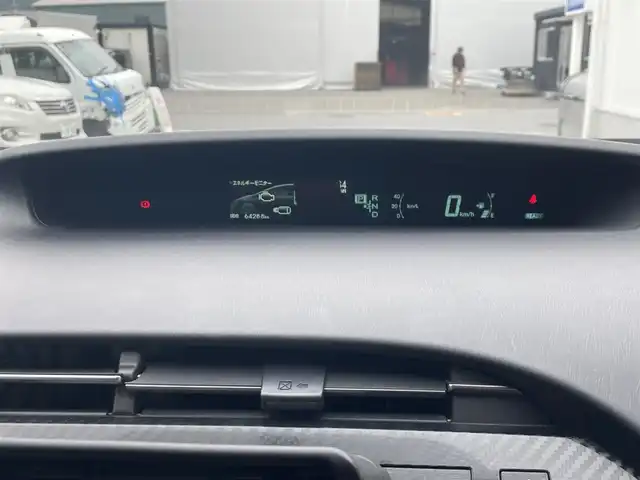 トヨタ プリウス S ツーリングセレ G’s 大阪府 2014(平26)年 6.5万km レッドマイカメタリック (株)IDOMが運営する【じしゃロン東大阪店】の自社ローン専用車両になりますこちらは現金またはオートローンご利用時の価格です。自社ローンご希望の方は別途その旨お申付け下さい純正ナビ【NSZT-W64】/フルセグTV/バックカメラ/Bluetooth/ETC/G’S専用シート/G’S専用フロアマット/G’S専用ホイール/スマートキー＆プッシュスタート/スペアスマートキー