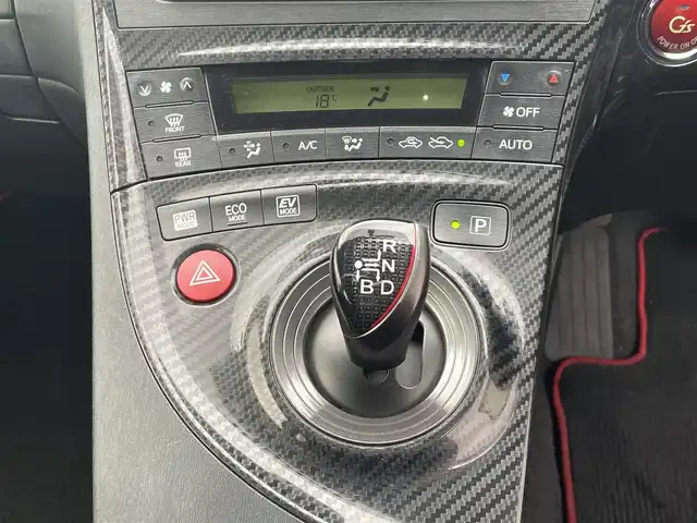 トヨタ プリウス S ツーリングセレ G’s 大阪府 2014(平26)年 6.5万km レッドマイカメタリック (株)IDOMが運営する【じしゃロン東大阪店】の自社ローン専用車両になりますこちらは現金またはオートローンご利用時の価格です。自社ローンご希望の方は別途その旨お申付け下さい純正ナビ【NSZT-W64】/フルセグTV/バックカメラ/Bluetooth/ETC/G’S専用シート/G’S専用フロアマット/G’S専用ホイール/スマートキー＆プッシュスタート/スペアスマートキー