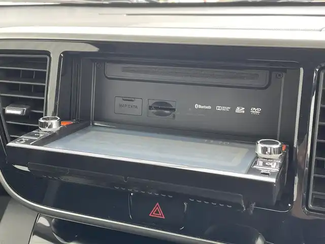 日産 デイズ ルークス ハイウェイスターX 佐賀県 2015(平27)年 10.7万km ブラック 純正SDナビゲーション/・フルセグTV/CD/DVD/SD/Bluetooth/アラウンドビューモニター(ルームミラー同時映写)/ETC/片側パワースライドドア/天井サーキュレーター/後席サンシェード/ISOFIX対応/革巻きステアリング/純正14インチアルミホイール/純正キセノンヘッドライト/純正フォグランプ/純正フロアマット/新車保証書/取扱説明書
