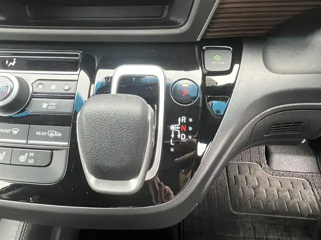 ホンダ フリード ハイブリット クロスター ホンダセンシング 島根県 2021(令3)年 3.6万km プレミアムクリスタルオレンジM 純正メモリナビ　/(フルセグTV/ＤＶＤ再生/Ｂｌｕｅｔｏｏｔｈ接続)　/前後ドライブレコーダー　/バックカメラ　/ビルトインＥＴＣ　/両側パワースライドドア　/前席シートヒーター/渋滞追従機能付アダプティブ・クルーズ・コントロール/リアコーナーセンサー　/レーンアシスト/衝突軽減ブレーキ/　オートハイビーム／ライト　/純正ＬＥＤヘッドライト/純正15インチアルミホイール/純正フロアマット/スマートキー1本