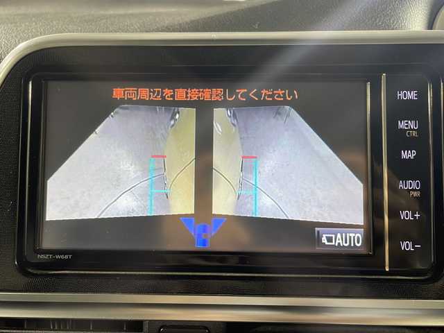 トヨタ シエンタ ハイブリッド ファンベースG クエロ 沖縄県 2021(令3)年 2.5万km ベージュ 禁煙車/県外仕入/両側パワースライドドア/衝突軽減ブレーキ/純正９インチナビ（フルセグテレビ、Ｂｌｕｅｔｏｏｔｈ）/ドライブレコーダー/アラウンドビューモニター/クルーズコントロール/レザーシート/レーンキープアシスト/クリアランスソナー/ステアリングスイッチ