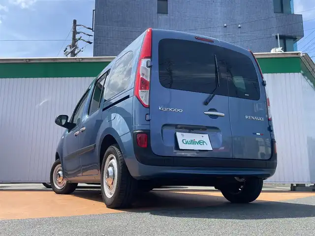 ルノー カングー ゼン 三重県 2020(令2)年 3.7万km 青 外部検査済み/社外ナビ/　＊フルセグテレビ/CD/DVD/Bluetooth/6AT(インパネ）/5人乗り/無塗装ドアミラー/ハロゲンヘッドランプ/フロントフォグランプ/196/65R15タイヤ/　15インチスチールホイール（オプション）/SRSエアバック（運転席/助手席）/両側スライドドア