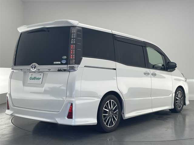 トヨタ ヴォクシー ZS 煌Ⅱ 愛知県 2017(平29)年 6.9万km ホワイトパールクリスタルシャイン アルパイン９型ナビ　フルセグＴＶ　Ｂｌｕｅｔｏｏｔｈ　バックカメラ　アルパイン１０．１型後席モニター　レーダー探知　ドラレコ　ＥＴＣ　衝突軽減　オートハイビーム　ＬＥＤヘッドライト　スマートキー　禁煙